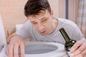симптомы алкогольной ломки и сколько длится ломка 