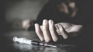 Подробнее о статье Женская наркомания — лечение и помощь